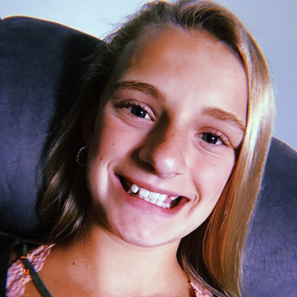 Meet your Posher, Logan - Picture 2 of 2